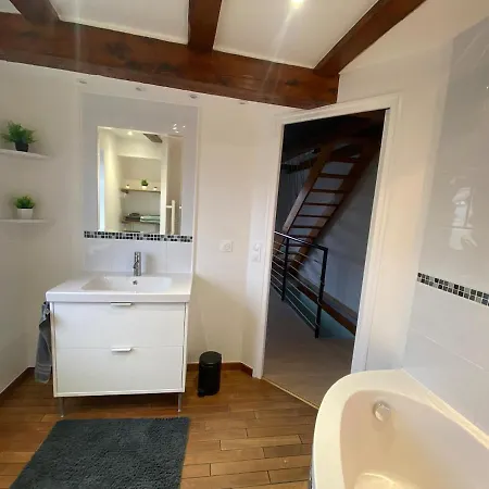 Le Stras, Triplex Atypique Individuel Appartement Ittenheim