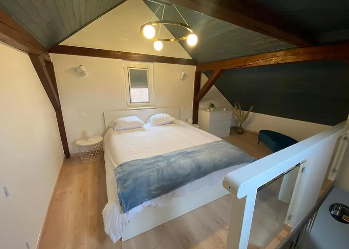 Le Stras, Triplex Atypique Individuel *